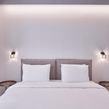 Urban Heights 3Bd Apt, Next To Hilton Атина Екстериор снимка