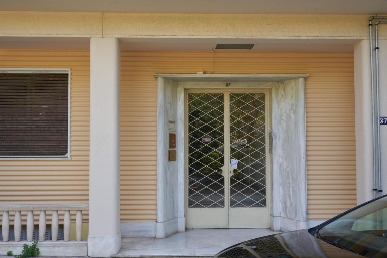 Urban Heights 3Bd Apt, Next To Hilton Атина Екстериор снимка